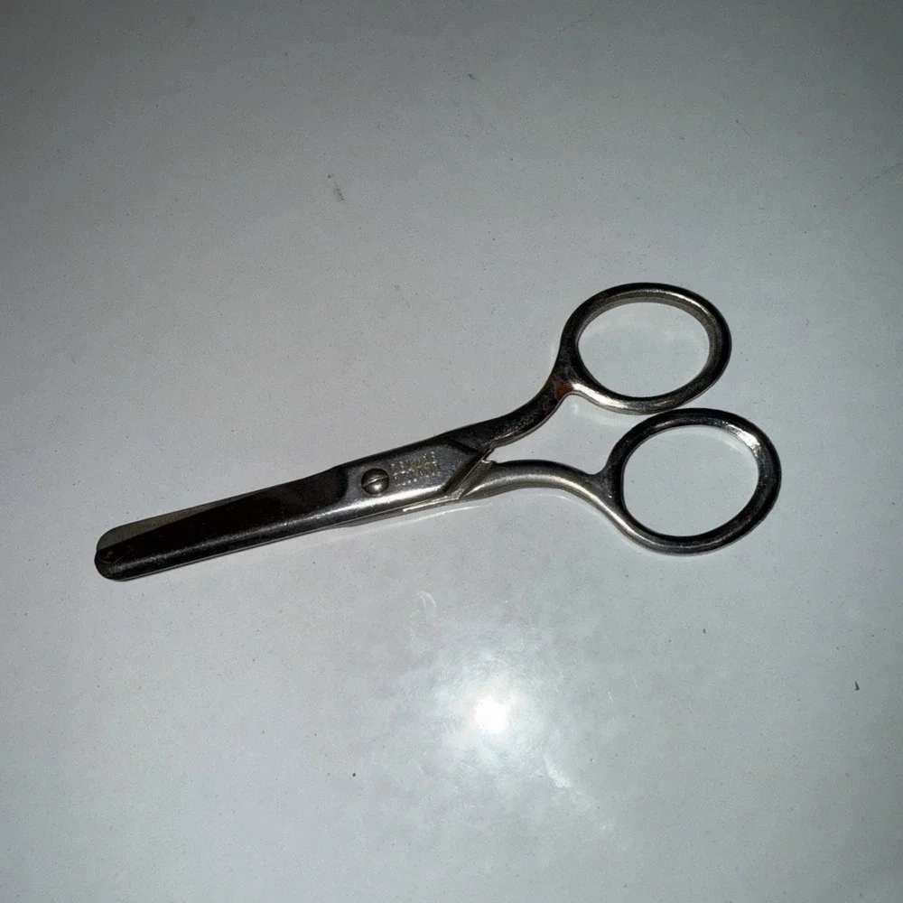 Vintage Scissors Delux Kleencut Forged S USA 4